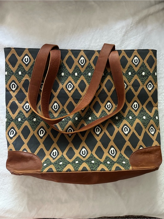 Nena & Co. Handbags - Nena & Co. & Shadé Akanbi Collab Prosperity Collection Canvas Market Tote Bag